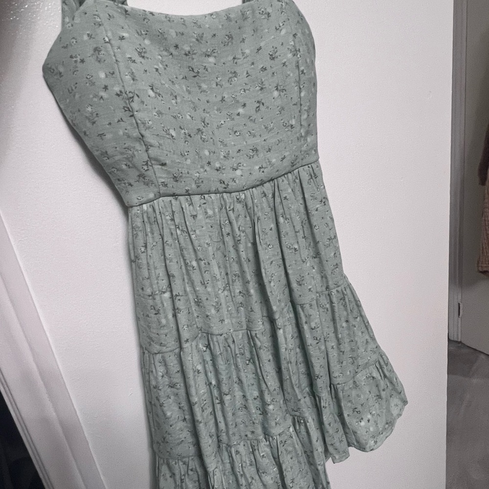 Floral Green Sleeveless Dress built in Pads